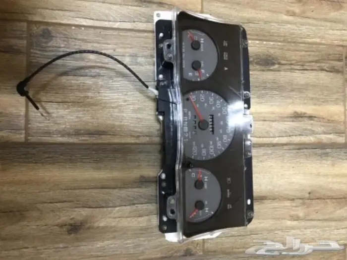 للبيع قطع غيار فورد جراند ماركيز موديل 2002 5