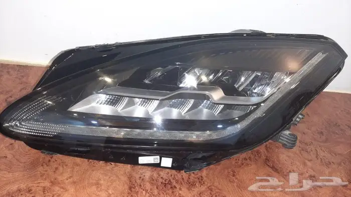 شمعة يسار جاكوار E PACE اصلي مستعمل 2020 0