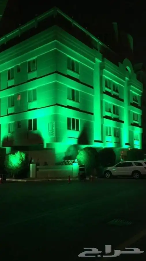 تجهيزات افتتاح المحلات والمعارض 0