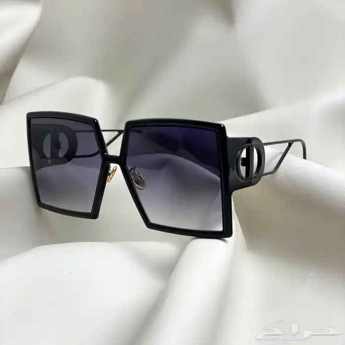 نظارات طبق الاصل 27