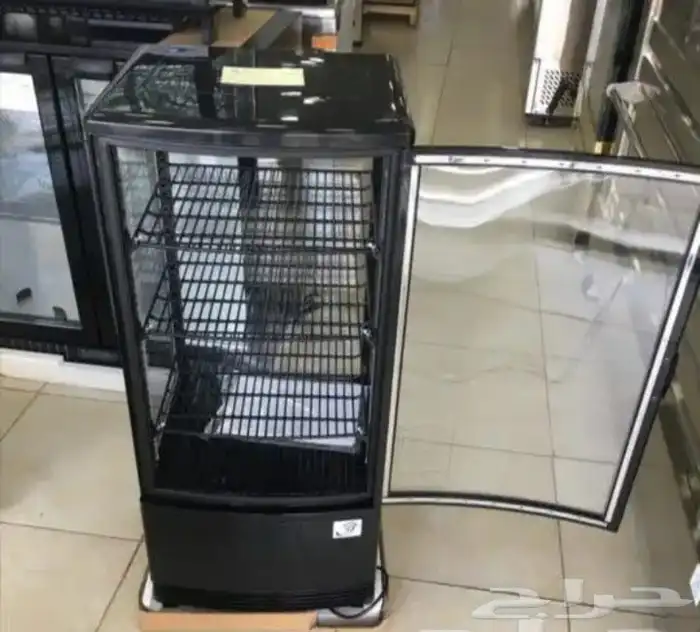 ثلاجات BANCOOL عرض 4 جوانب زجاج بأحجام مختلفة 9