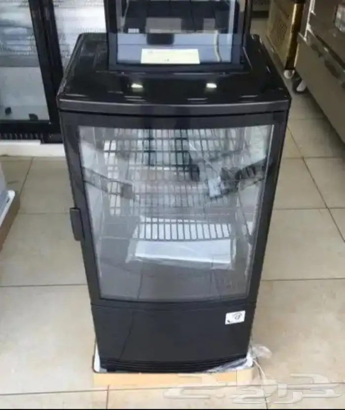 ثلاجات BANCOOL عرض 4 جوانب زجاج بأحجام مختلفة 6