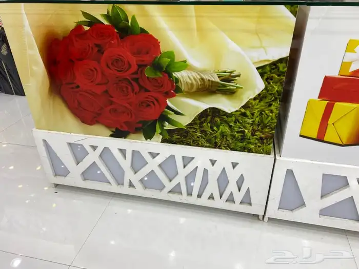 طباعة استكر جدار استكر طاولات استكر سيارات 0