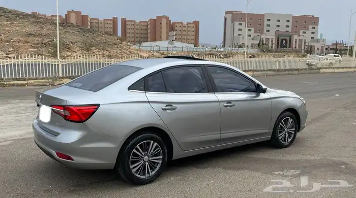 ام جي 5 2022 17