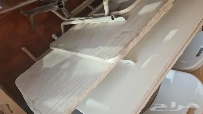 طاولات سورية مخفضة 70 بالمية خصم 5