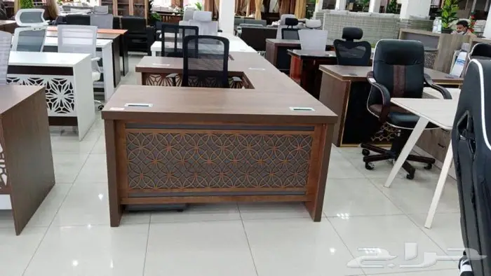 طاولات مكتبية 0