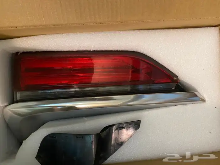 اسطبات جيب لكزس 2019 اصلي مستخدم يوجد كسور بسيطه 1