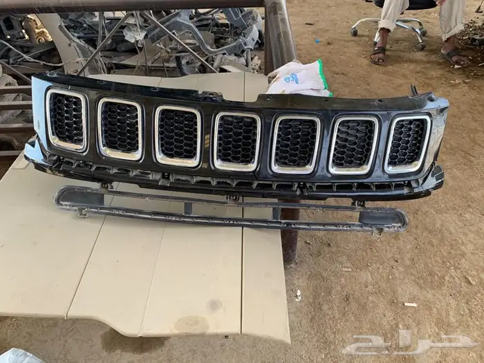 قطع غيار جيب كومباس 2018 9
