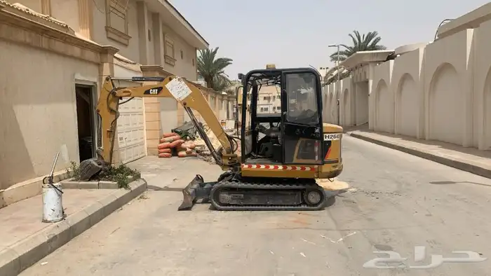 تأجير معدات بكلينات صغيره وبوبكاتات جنزير وبوبكات عادي 29
