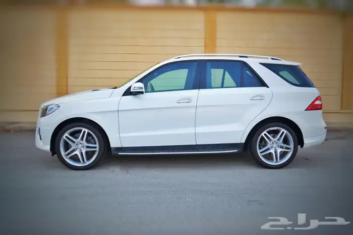 مرسيدس ML400موديل 2015 بحاله الوكاله بدون حوادث 12