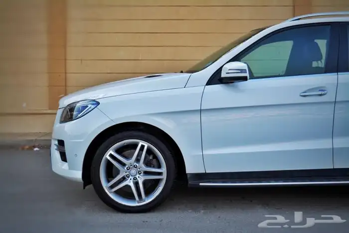 مرسيدس ML400موديل 2015 بحاله الوكاله بدون حوادث 11