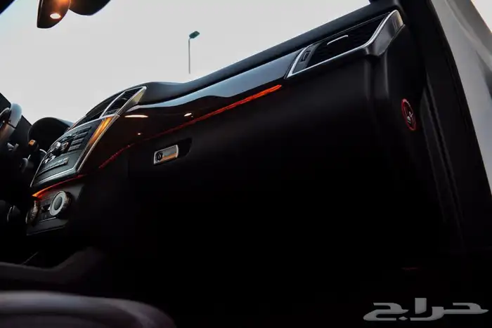 مرسيدس ML400موديل 2015 بحاله الوكاله بدون حوادث 47