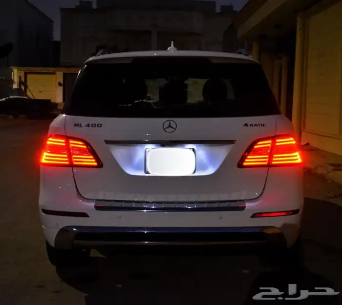 مرسيدس ML400موديل 2015 بحاله الوكاله بدون حوادث 8