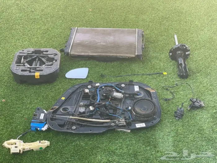 للبيع جنوط الانترا 2018نظيفه وقشره طبلون وقطع غيار 1