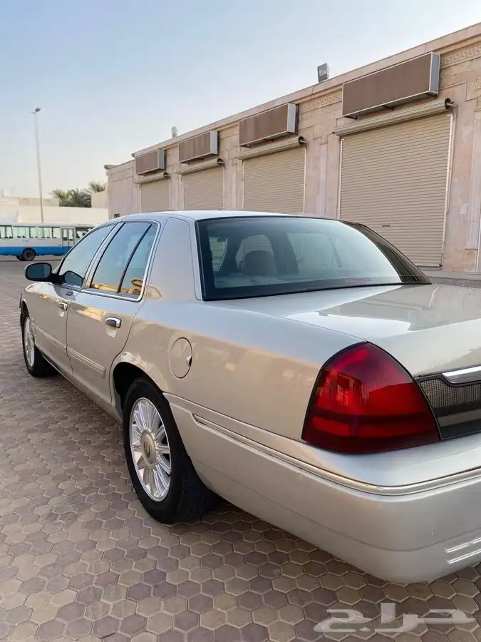 جراند ماركيز 2010 .. تم البيع .. 9