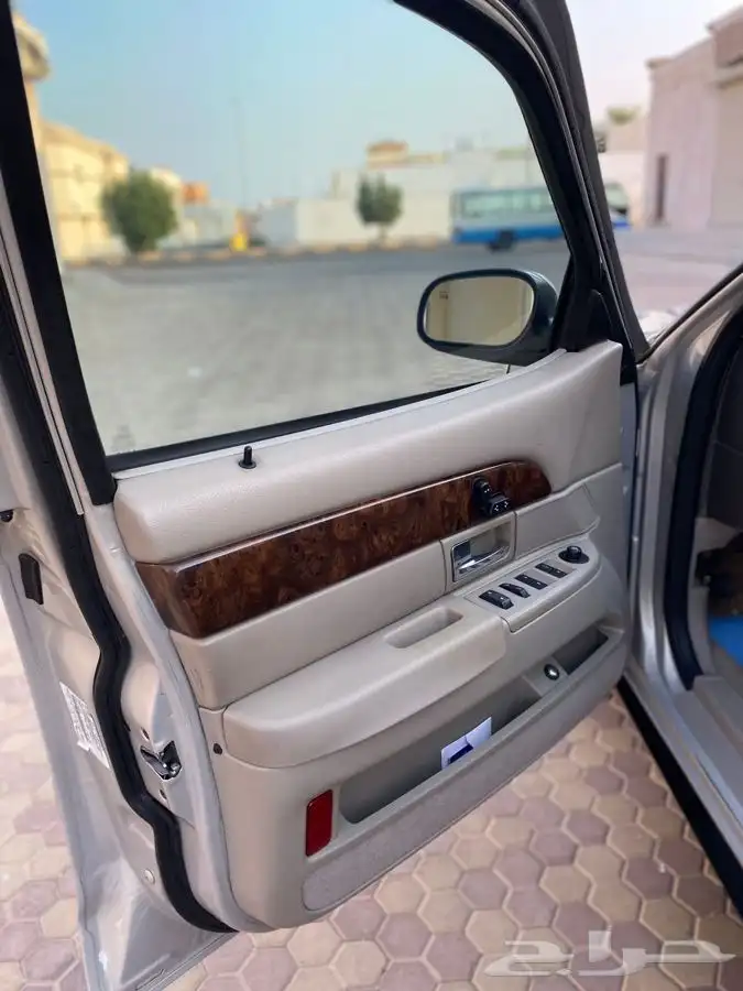 جراند ماركيز 2010 .. تم البيع .. 21