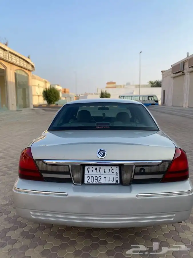 جراند ماركيز 2010 .. تم البيع .. 8