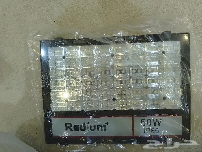 2 كشافات لد ورسيفر دانسات وحامل شاش وغطاء خزا 1