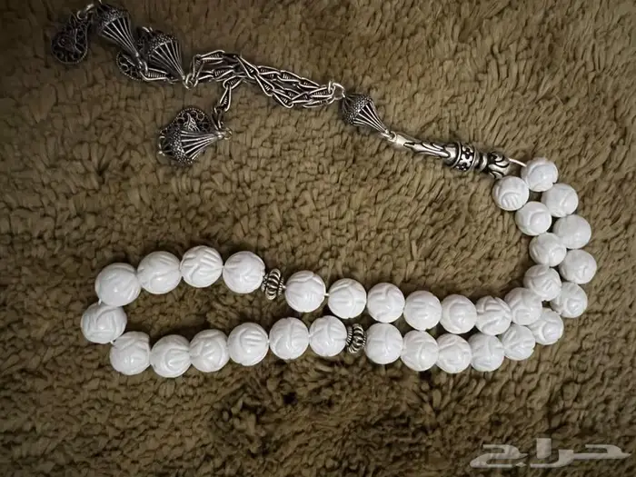 مسباح مرجان ابيض كركوشة فضة 0