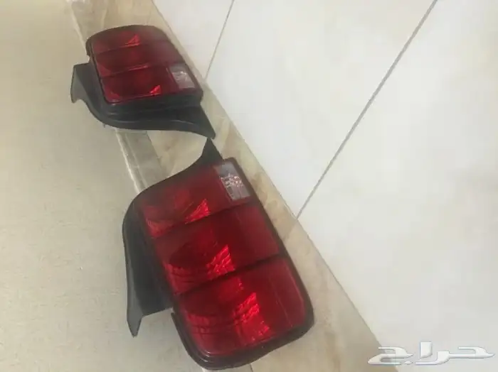 اسطبات فورد مستنج خلفية أصلية 0