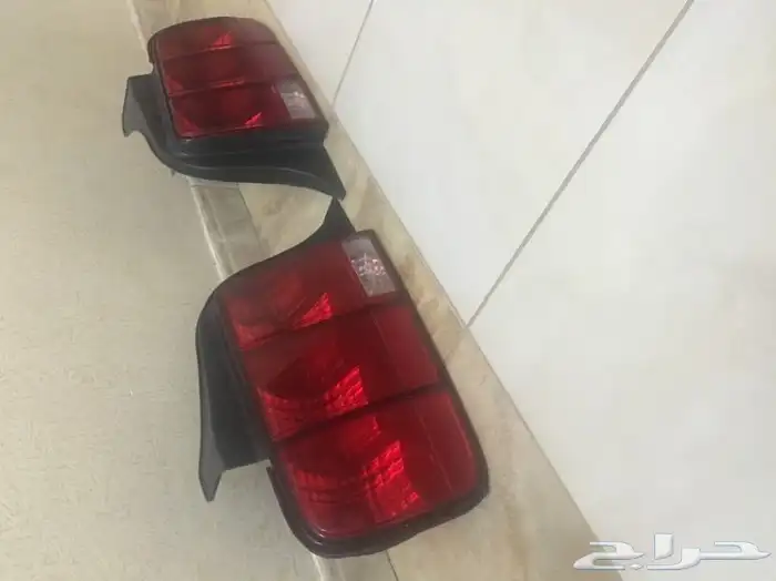 اسطبات فورد مستنج خلفية أصلية 1