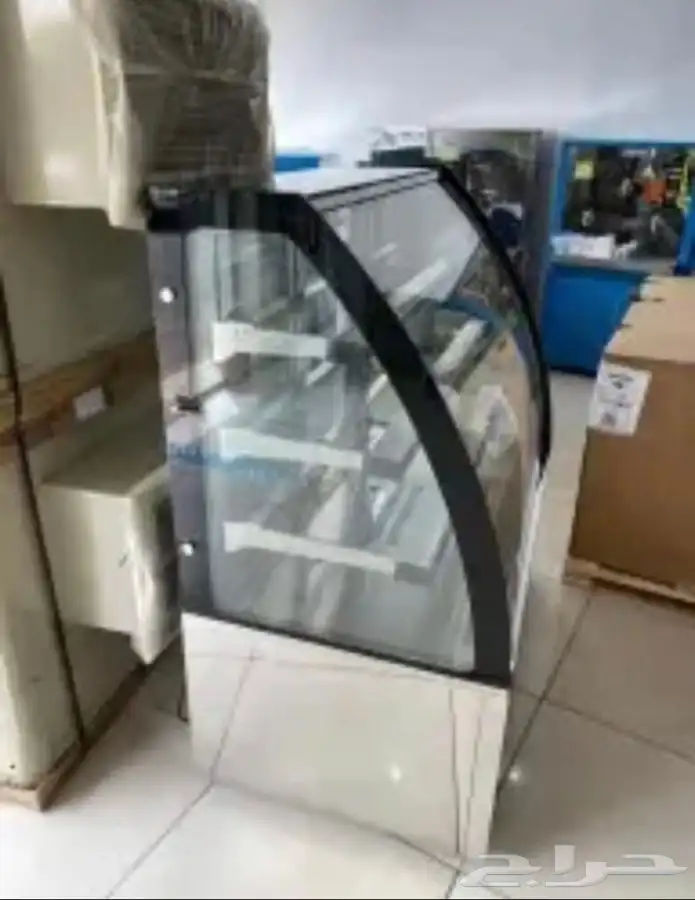 ثلاجات بانكوول BANCOOL حلويات مقوس أو مربع 6