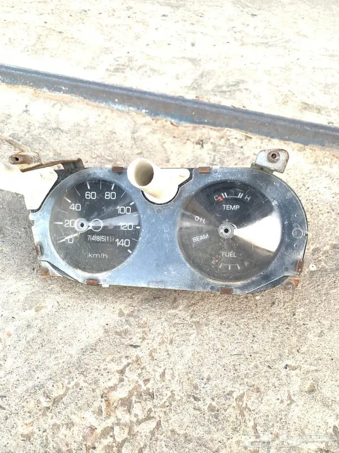للبيع طبلون ددسن موديل 76 عدد حبتين 0