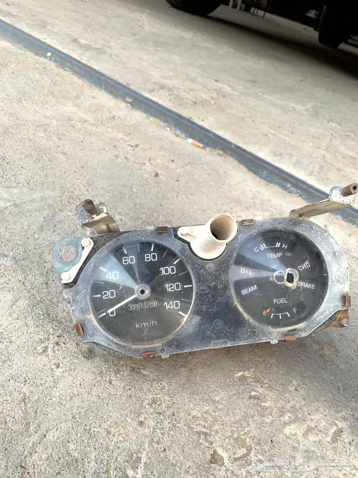 للبيع طبلون ددسن موديل 76 عدد حبتين 4