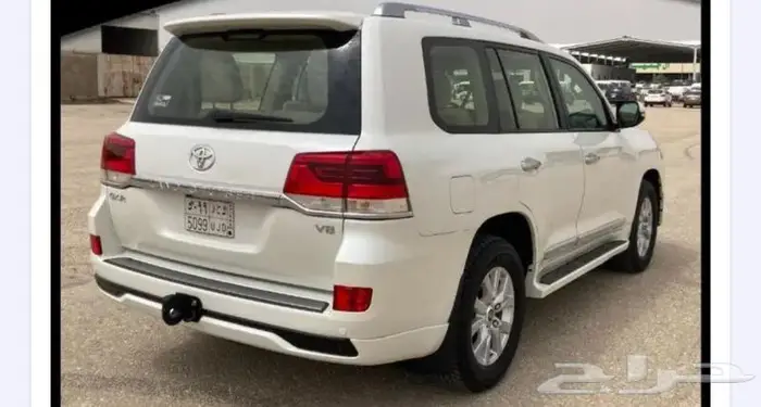 إكسسوارات جيب لاندكروزر من2016 الى2021 مع شحن 7