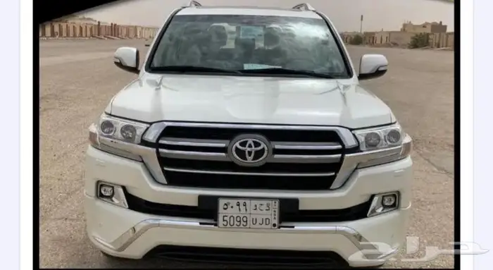 إكسسوارات جيب لاندكروزر من2016 الى2021 مع شحن 8