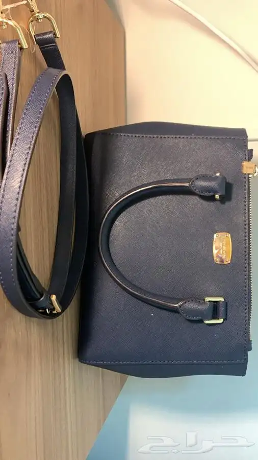 شنطة مايكل كورس أخت الجديدة 2