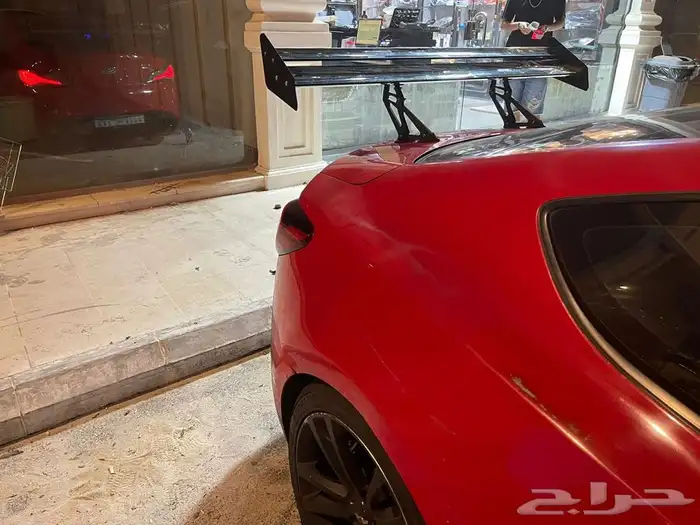 جناح رياضي 10