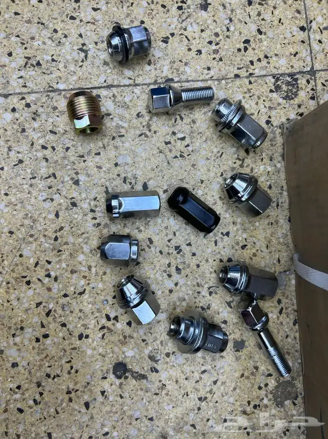 صواميل جديد تجاري درجة أولى جميع أنواع السيارات 2