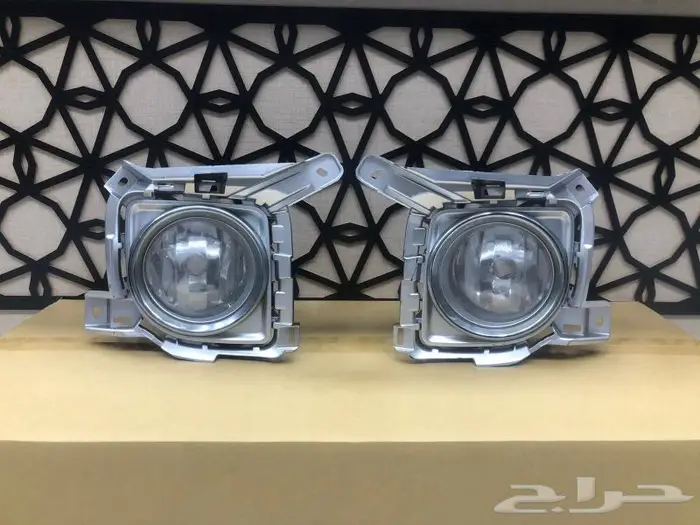 طقم كشافات لاندكروزر 2015 1