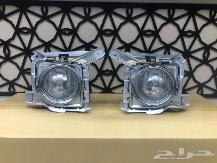 طقم كشافات لاندكروزر 2015 2