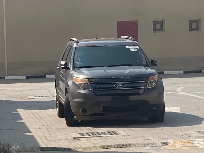 2014 فورد اكسبلورر قطع غيار فقط فل ليمتد 4