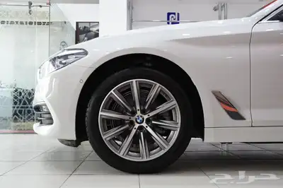 بي ام دبليو 520 لكشري موديل2020اصفار 4