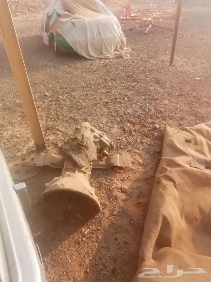 قير شروكي للبيع كامل مع الدبل موديل 2001 0