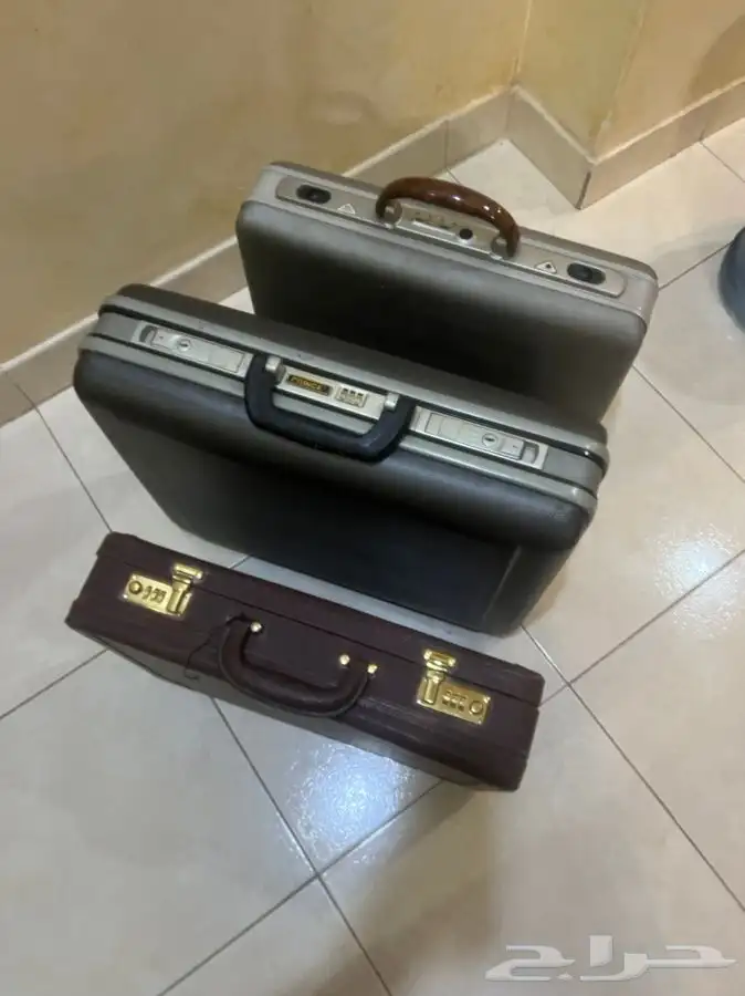 شنطة يد مستعمل نظيف 1