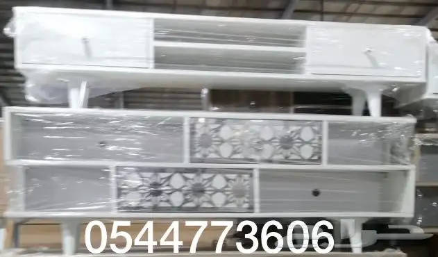 طاولة تلفزيون 7