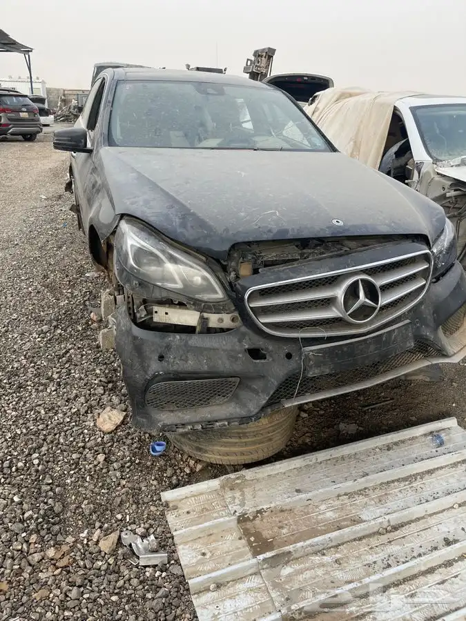 قطع غيار مرسيدس E300 موديل 14 تشليح مقبل 0