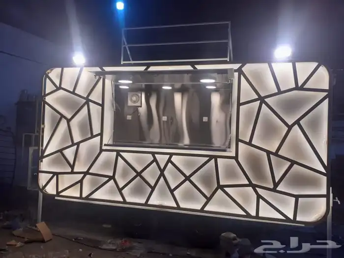 تفصيل عربات فود تراك تصميم مختلفه 1