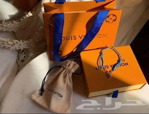 اساور رجاليه ابواك وميداليات انيقه وجميله 31