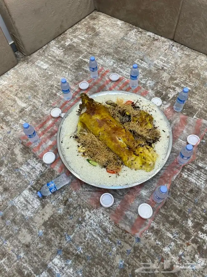 ذبائح حريه من البر نظيفه أسعارنا شامل الذبح والتقطيع التوصيل 8