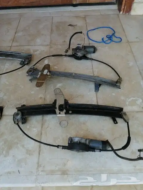 قطع غيار فورد كوران فيكتوريا 97 4