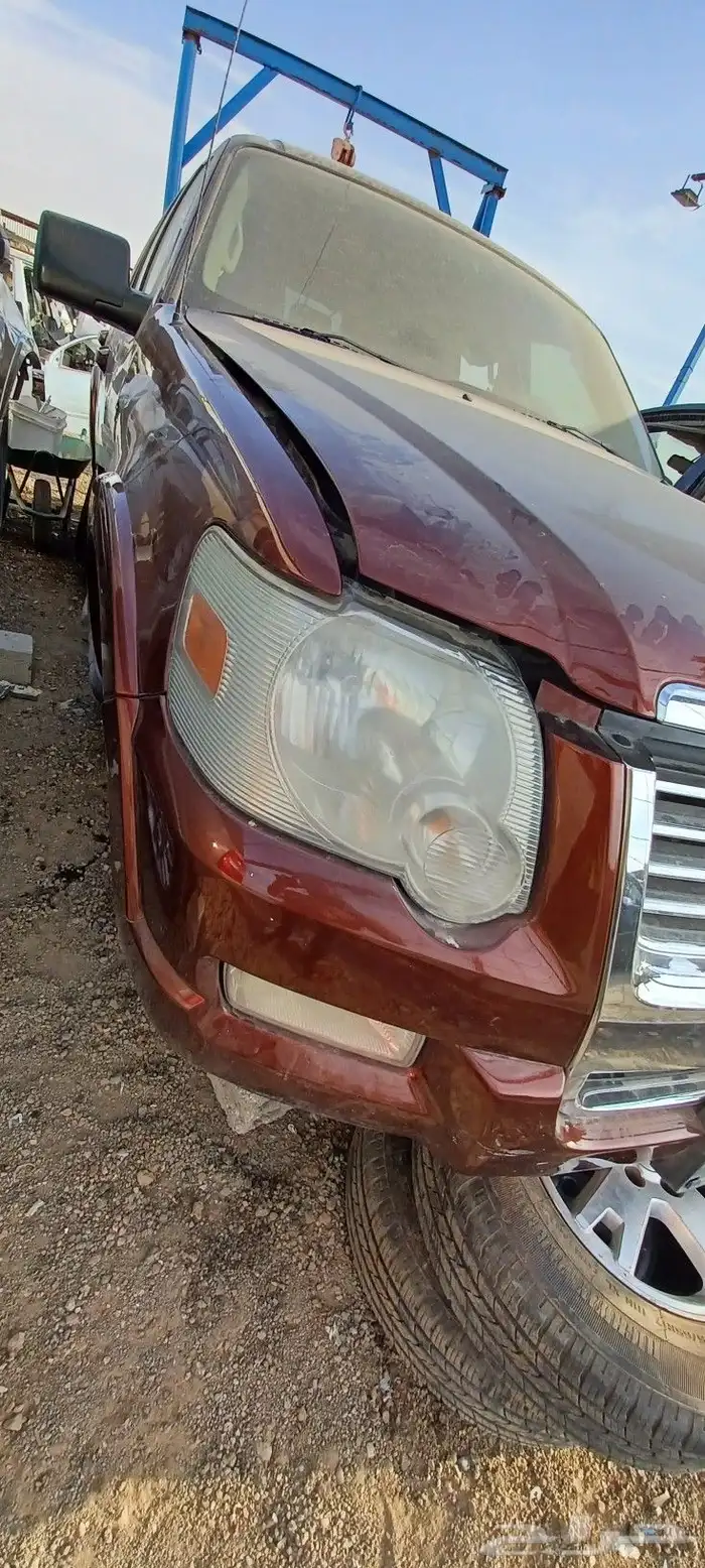 قطع غيار اكسبلور 2010 8