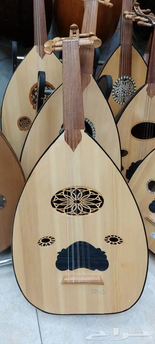 بيع جميع انواع الآلات الموسيقية عود تعليمي 0