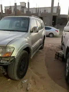 باجيرو 2004 للبيع كقطع غيار فقط 5