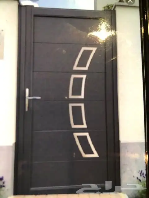 ورشه تعز الشرقيه للحداده والالمنيوم 2