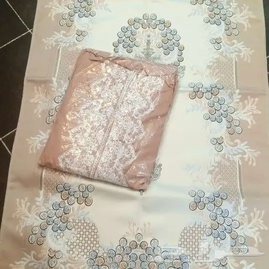 اطقم صلاه ومصاحف حسب الطلب 8